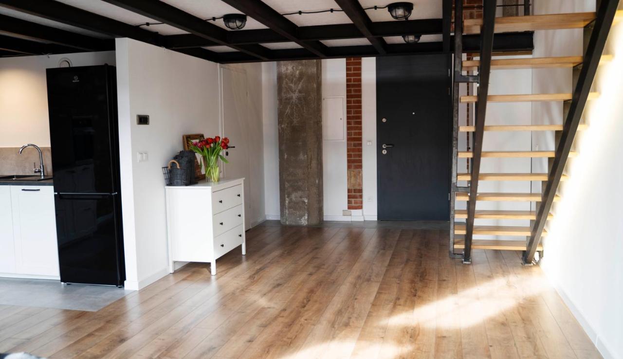Redcity Loft Zyrardow Exterior photo